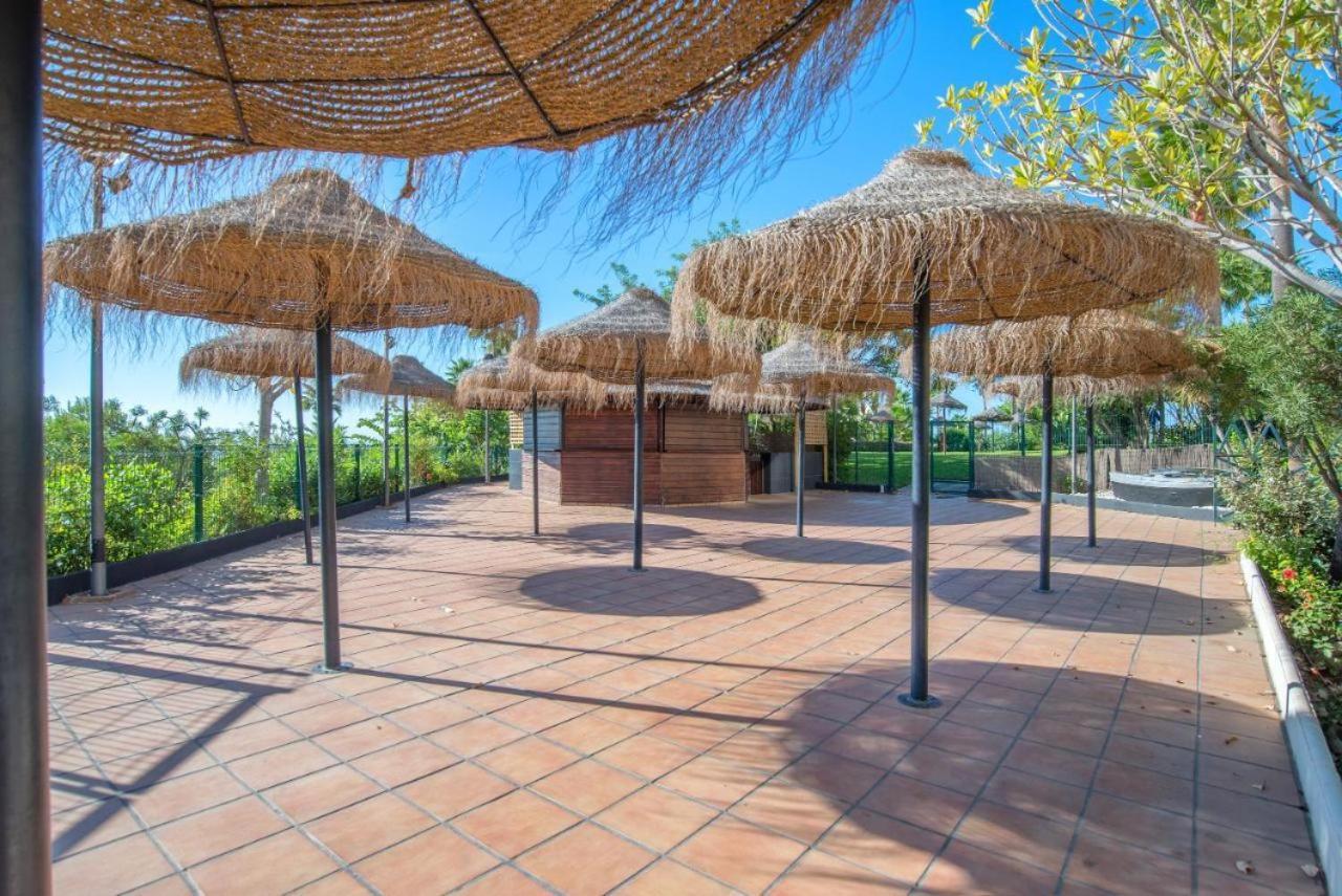 Beach And Pool Holidays At The Grand Coloso Benalmádena Zewnętrze zdjęcie